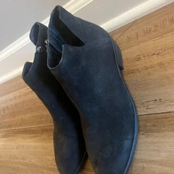 Frye & Co Black Leather Ankle Boots - Picture 4 of 5